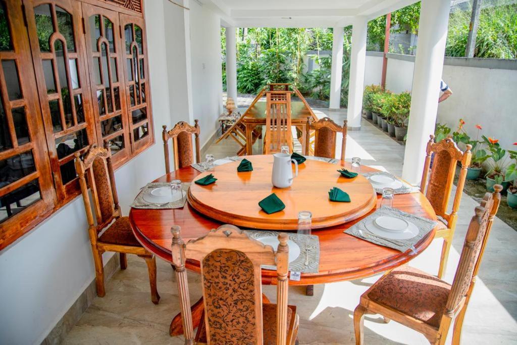 Healand Holiday Bungalow And Restaurant Денияйя Экстерьер фото